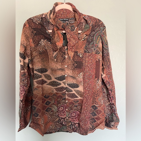 Tolani Collection Printed Long Sleeve Blouse Floral, oversized fits small - Picture 2 of 5